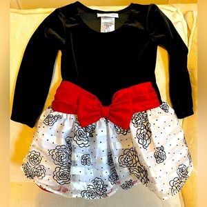 Dress- Holiday dress size 2 T
